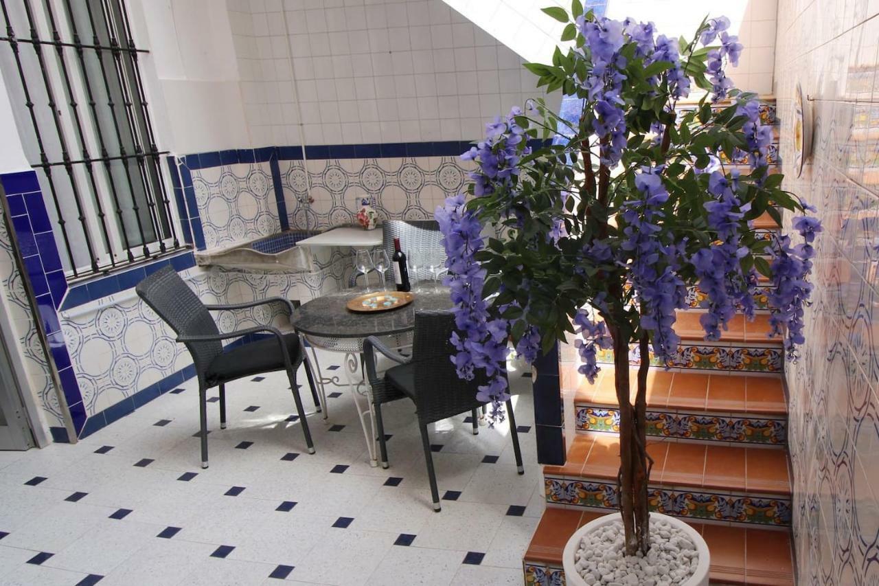 אליקאנטה Big Apartment With Unique Patio Near Santa Barbara Castle מראה חיצוני תמונה