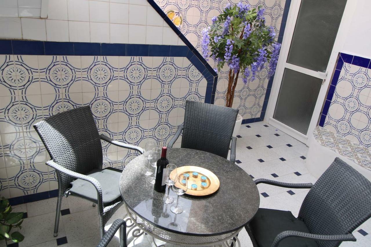 אליקאנטה Big Apartment With Unique Patio Near Santa Barbara Castle מראה חיצוני תמונה