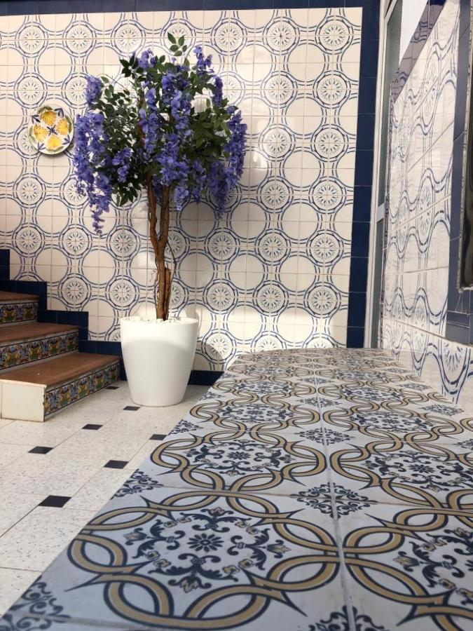 אליקאנטה Big Apartment With Unique Patio Near Santa Barbara Castle מראה חיצוני תמונה